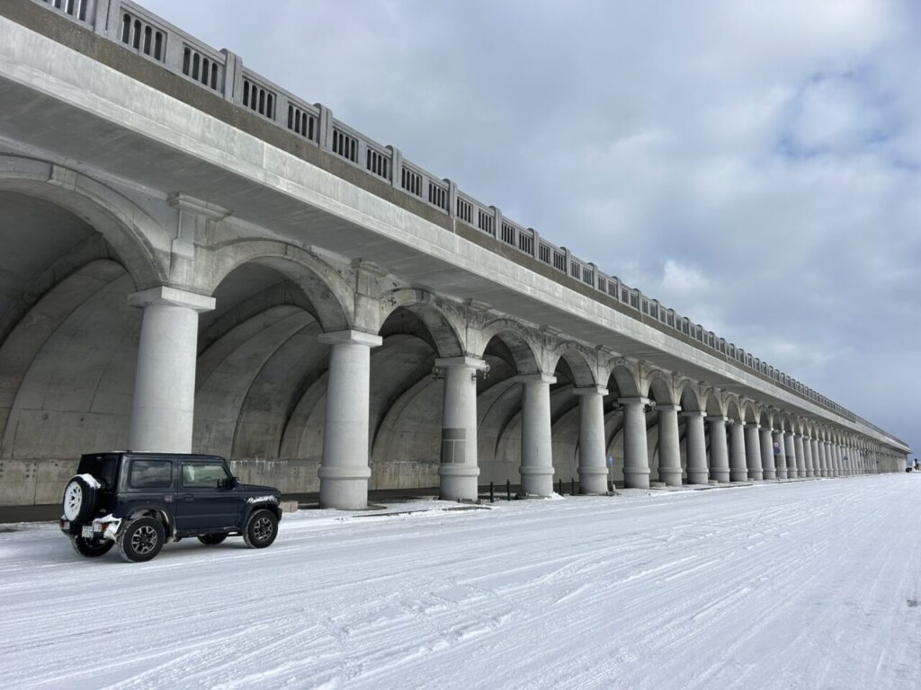 稚内港北防波堤ドームの全景