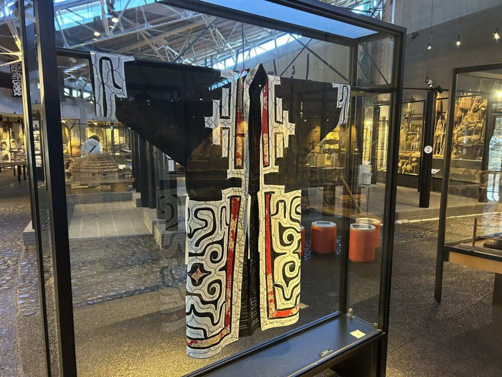 博物館内の衣装の展示スペース