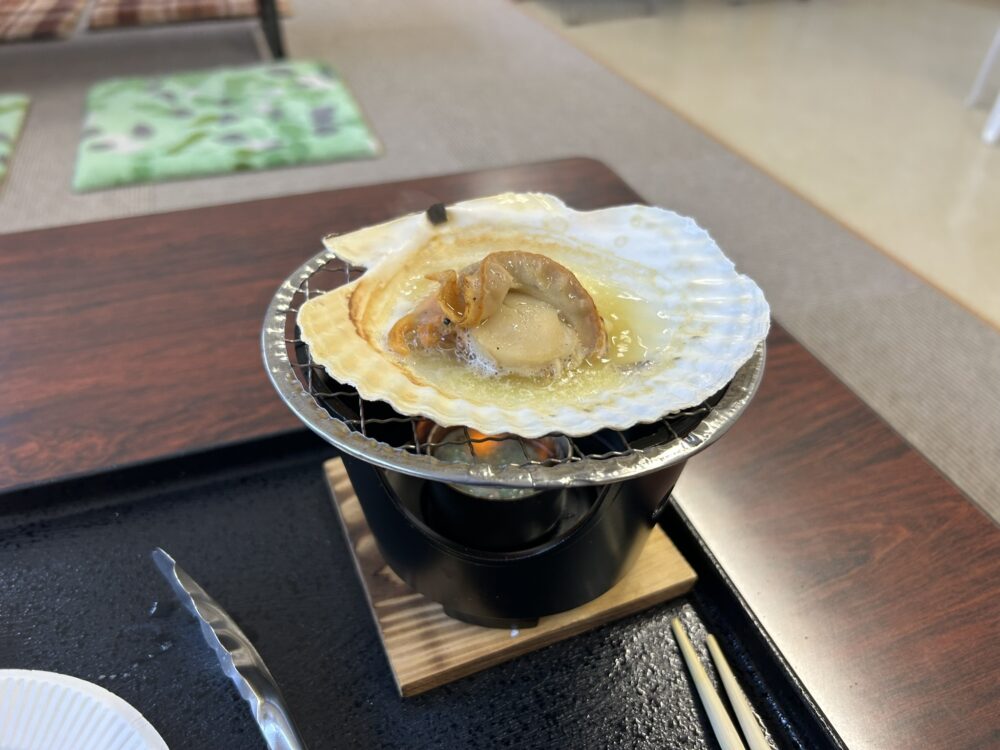 道の駅さるふつ公園のホタテ焼き