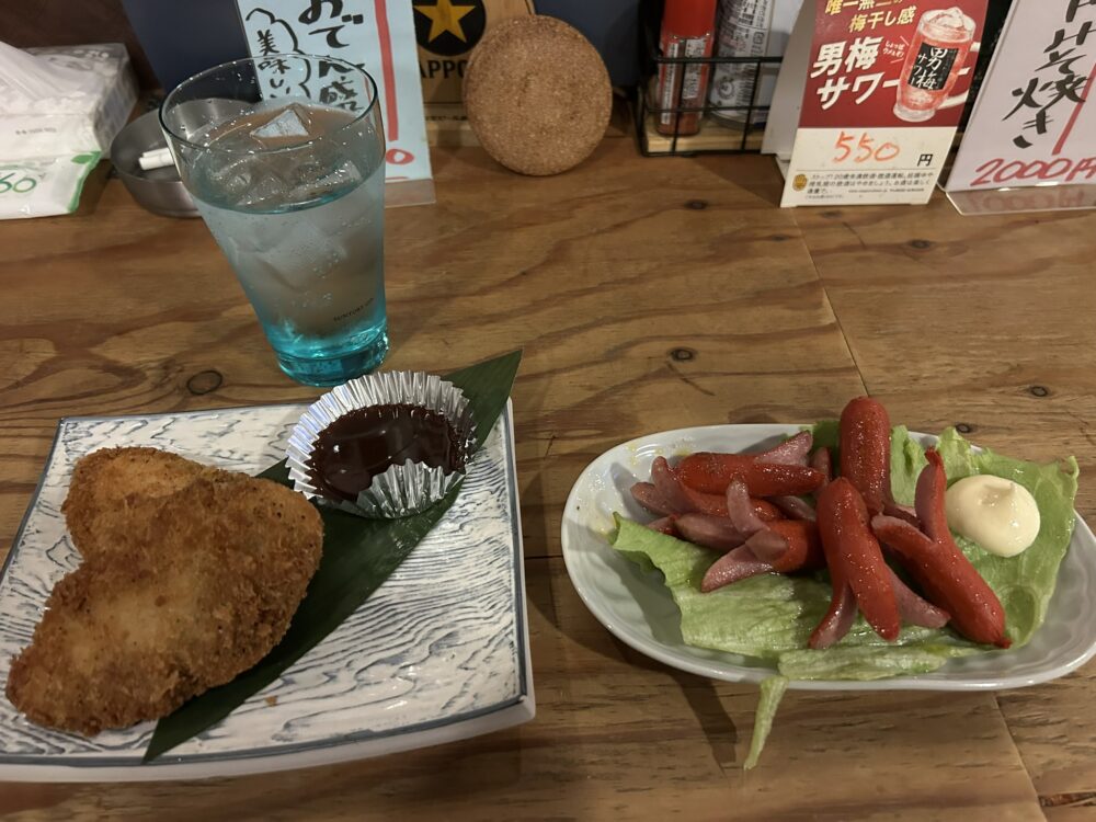 ホッケフライと赤ウインナーの画像