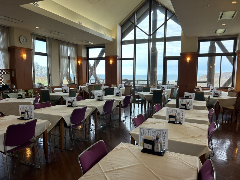 朝食会場の風景