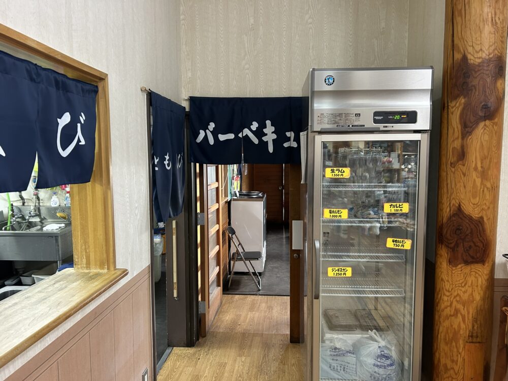 バーベキューハウスの入り口の画像