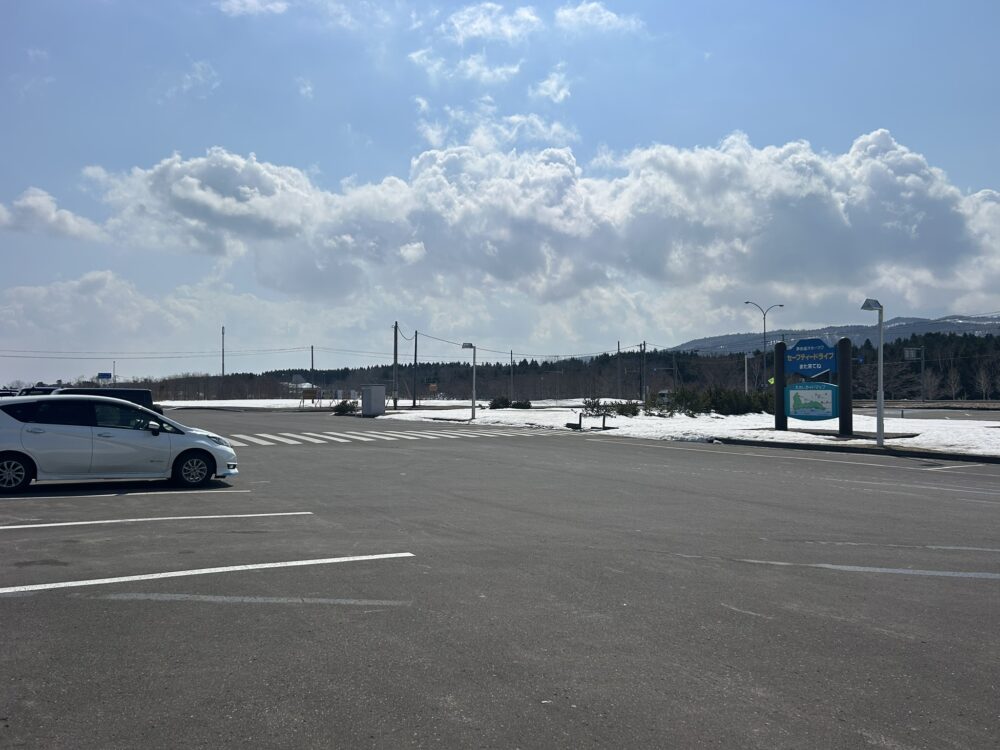 駐車場の風景画像